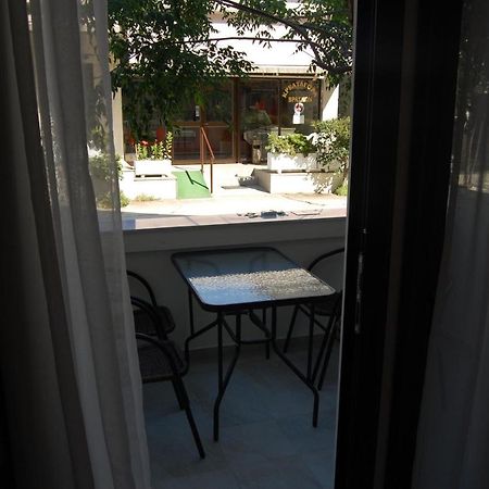Giorgos Apartments Square Vrasná 外观 照片