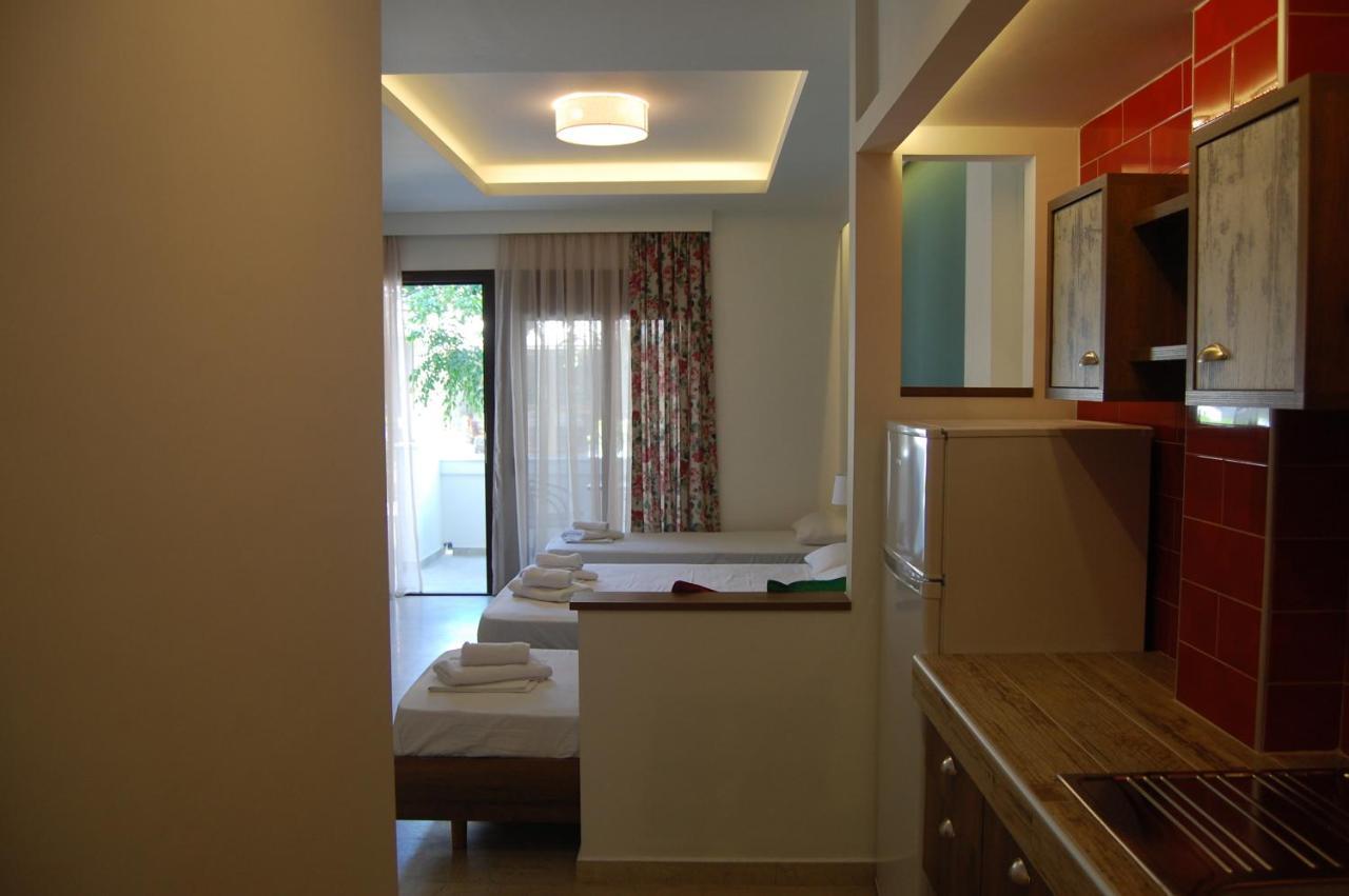 Giorgos Apartments Square Vrasná 外观 照片