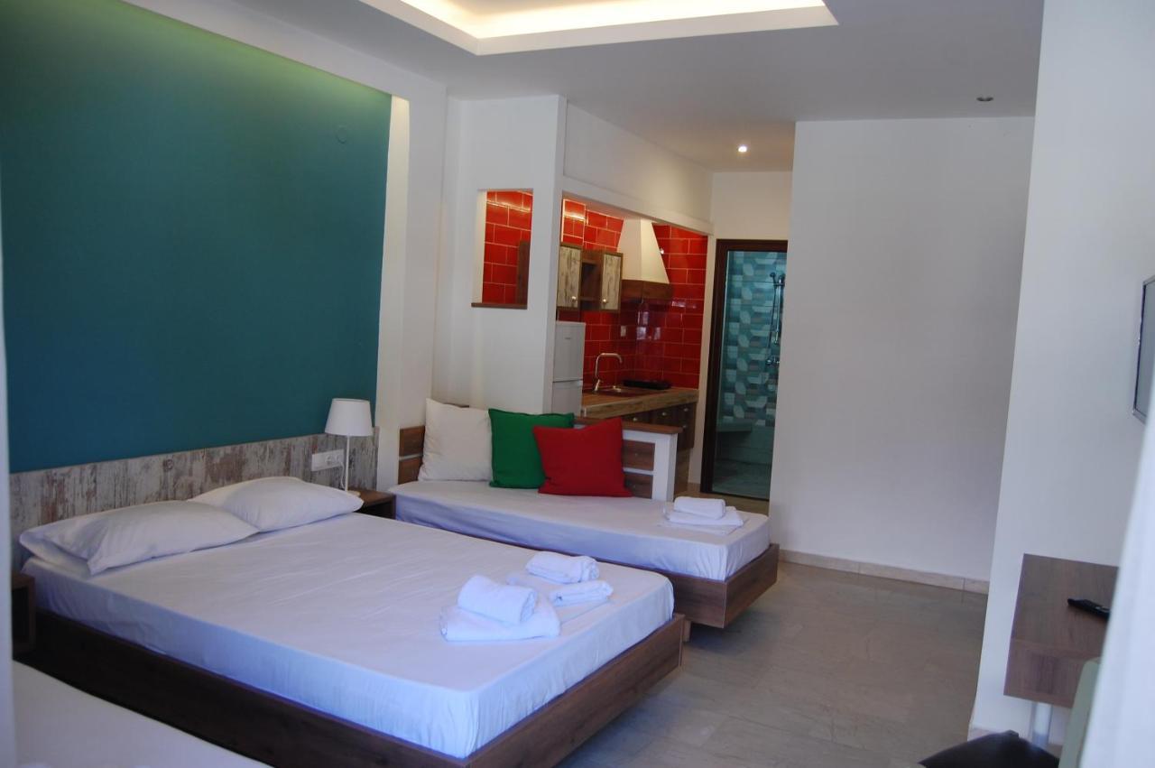 Giorgos Apartments Square Vrasná 外观 照片