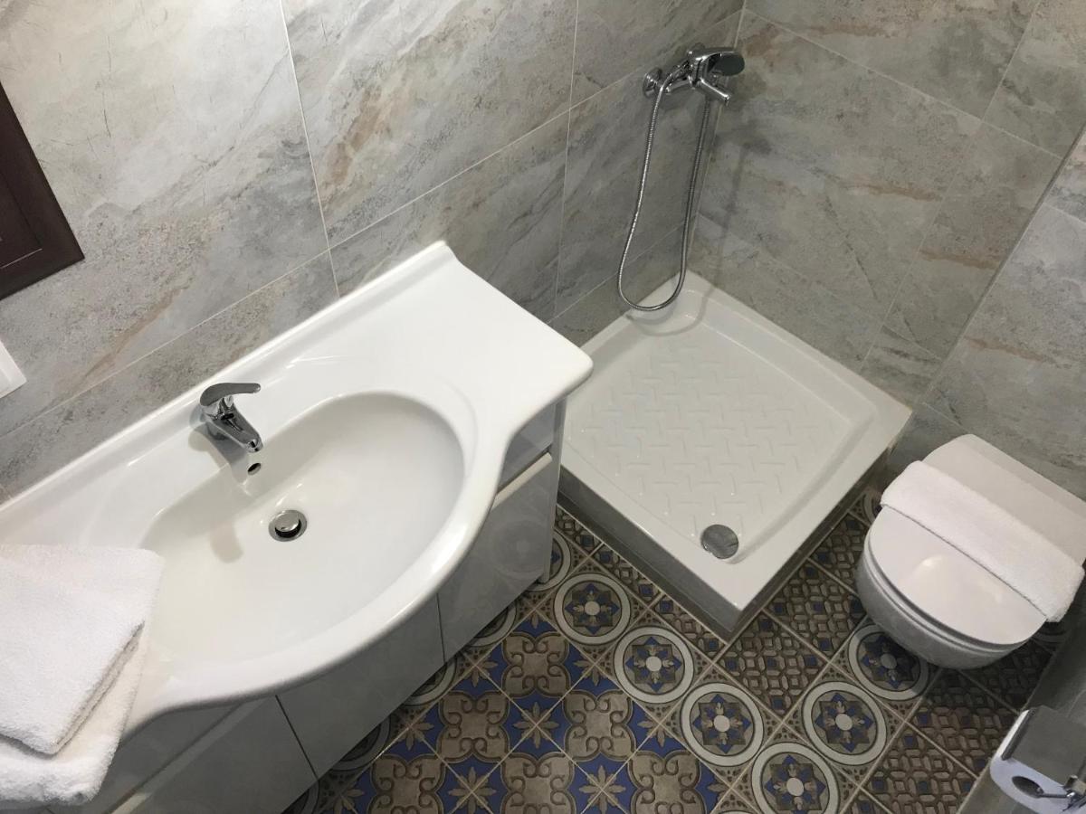 Giorgos Apartments Square Vrasná 外观 照片