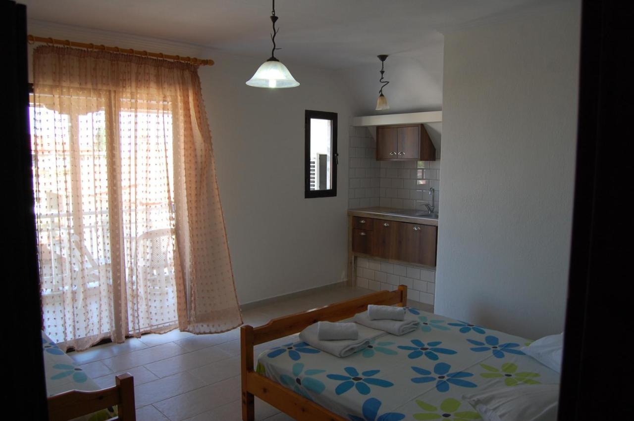 Giorgos Apartments Square Vrasná 外观 照片