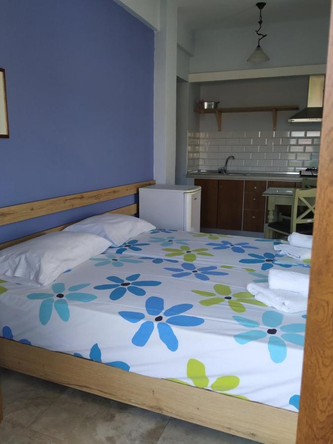Giorgos Apartments Square Vrasná 外观 照片