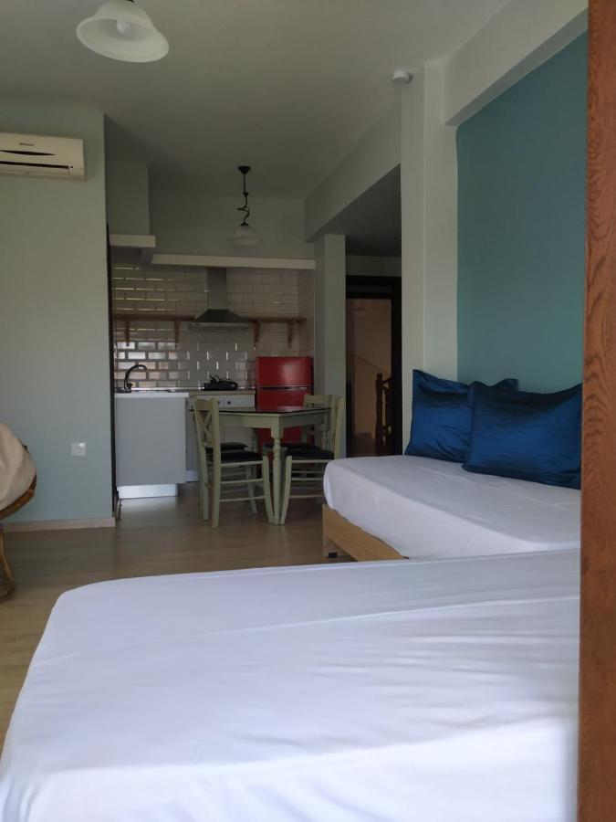 Giorgos Apartments Square Vrasná 外观 照片
