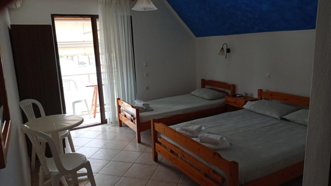Giorgos Apartments Square Vrasná 外观 照片